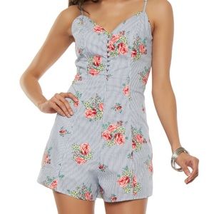 Brand new striped Romper❤️